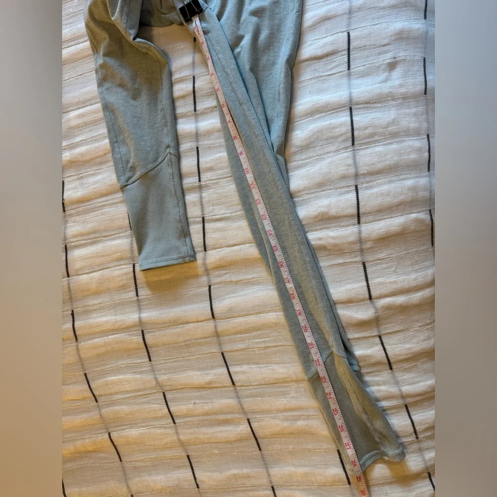 Alo Yoga High-Waist Alosoft Lounge Legging - Powder Blue/Grey Heather Small